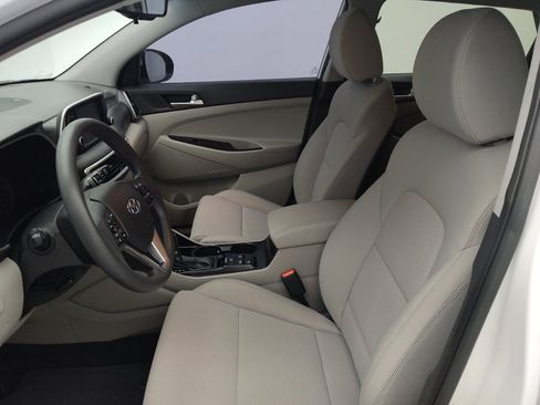 Used 2019 Hyundai Tucson Value AWD/4WD image 17