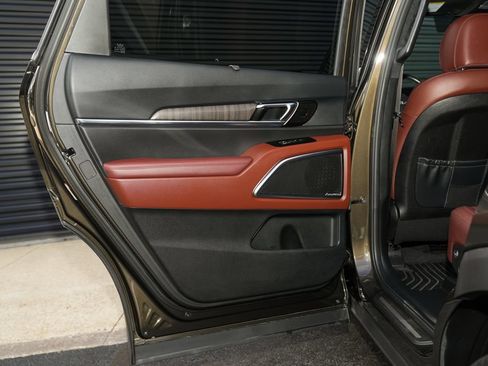 Used 2023 Kia Telluride SX Prestige AWD/4WD image 29