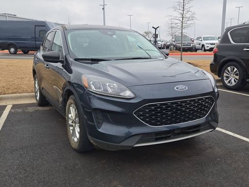 Used 2022 Ford Escape SE w/ Convenience Package image 4