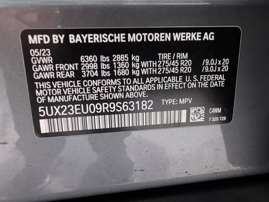 Used 2024 BMW X5 xDrive40i w/ Premium Package AWD/4WD image 3