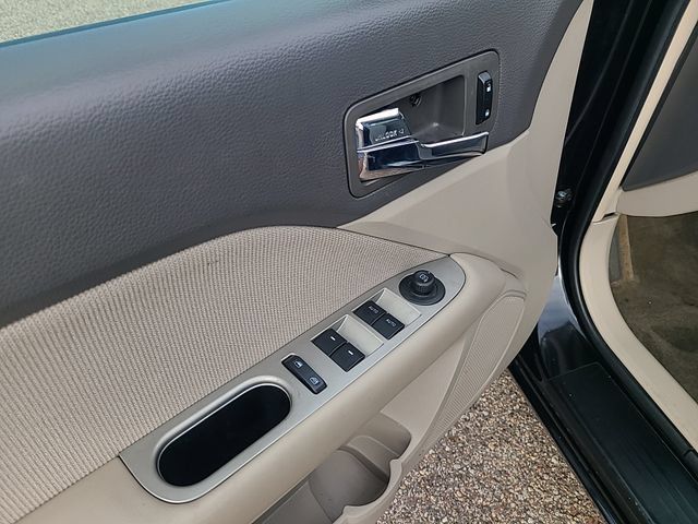 Used 2011 Ford Fusion Hybrid FWD image 12