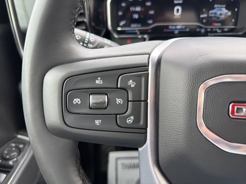 Certified 2025 GMC Sierra 1500 SLT AWD/4WD image 29