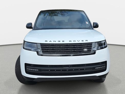 New 2025 Land Rover Range Rover SE image 2
