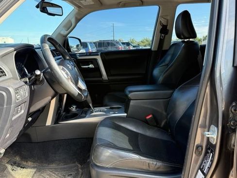 Used 2015 Toyota 4Runner Limited AWD/4WD image 14