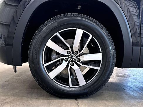 Used 2023 Volkswagen Atlas SE FWD image 37