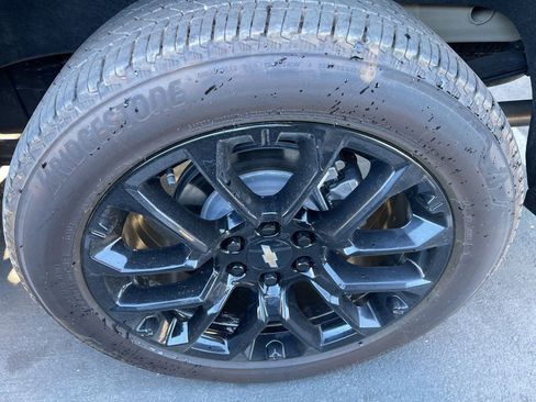 Certified 2025 Chevrolet Silverado 1500 High Country w/ Midnight Edition image 3