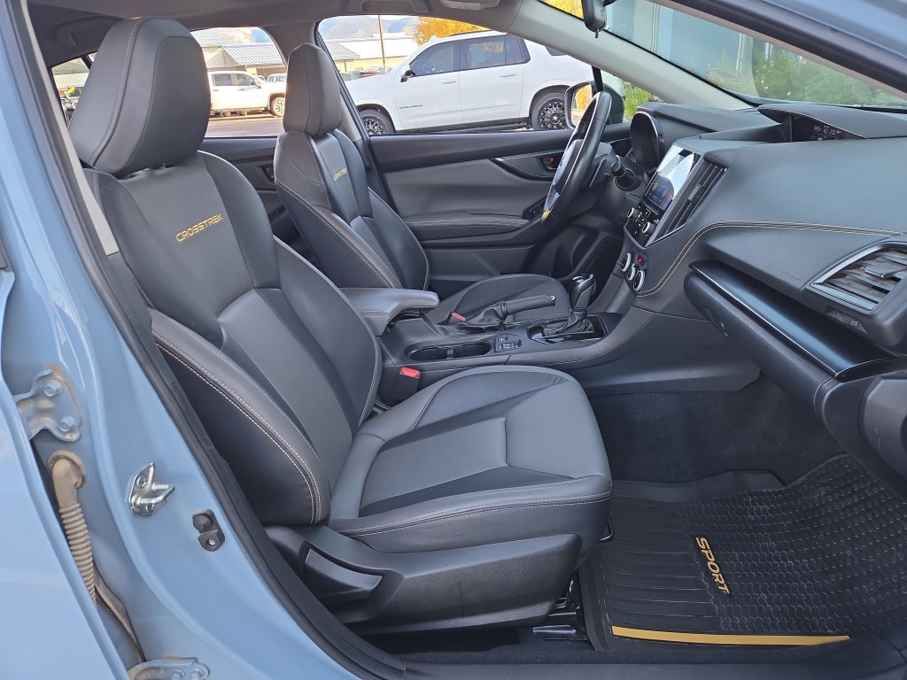Used 2022 Subaru Crosstrek 2.5i Sport w/ Moonroof Package AWD/4WD image 17
