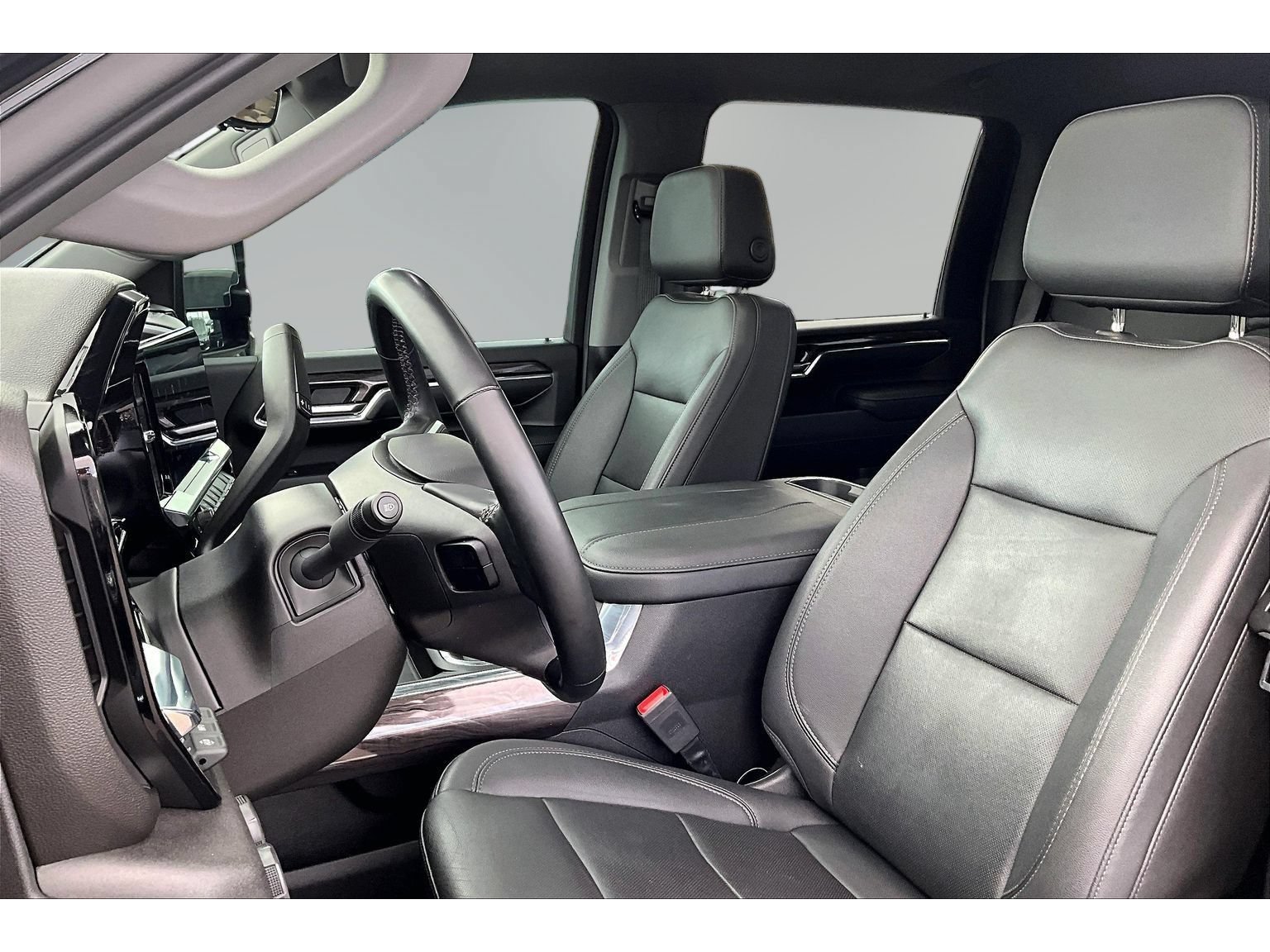 Used 2024 Chevrolet Silverado 2500 LTZ w/ LTZ Plus Package AWD/4WD image 22