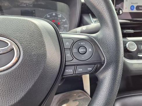 Used 2024 Toyota Corolla LE FWD image 39