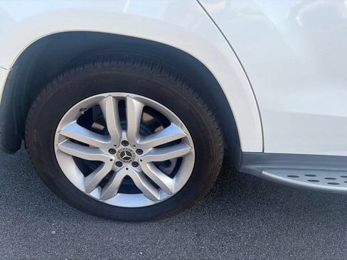 Used 2019 Mercedes-Benz GLS 450 4MATIC image 7