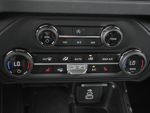 New 2026 Ford Bronco Big Bend AWD/4WD image 25