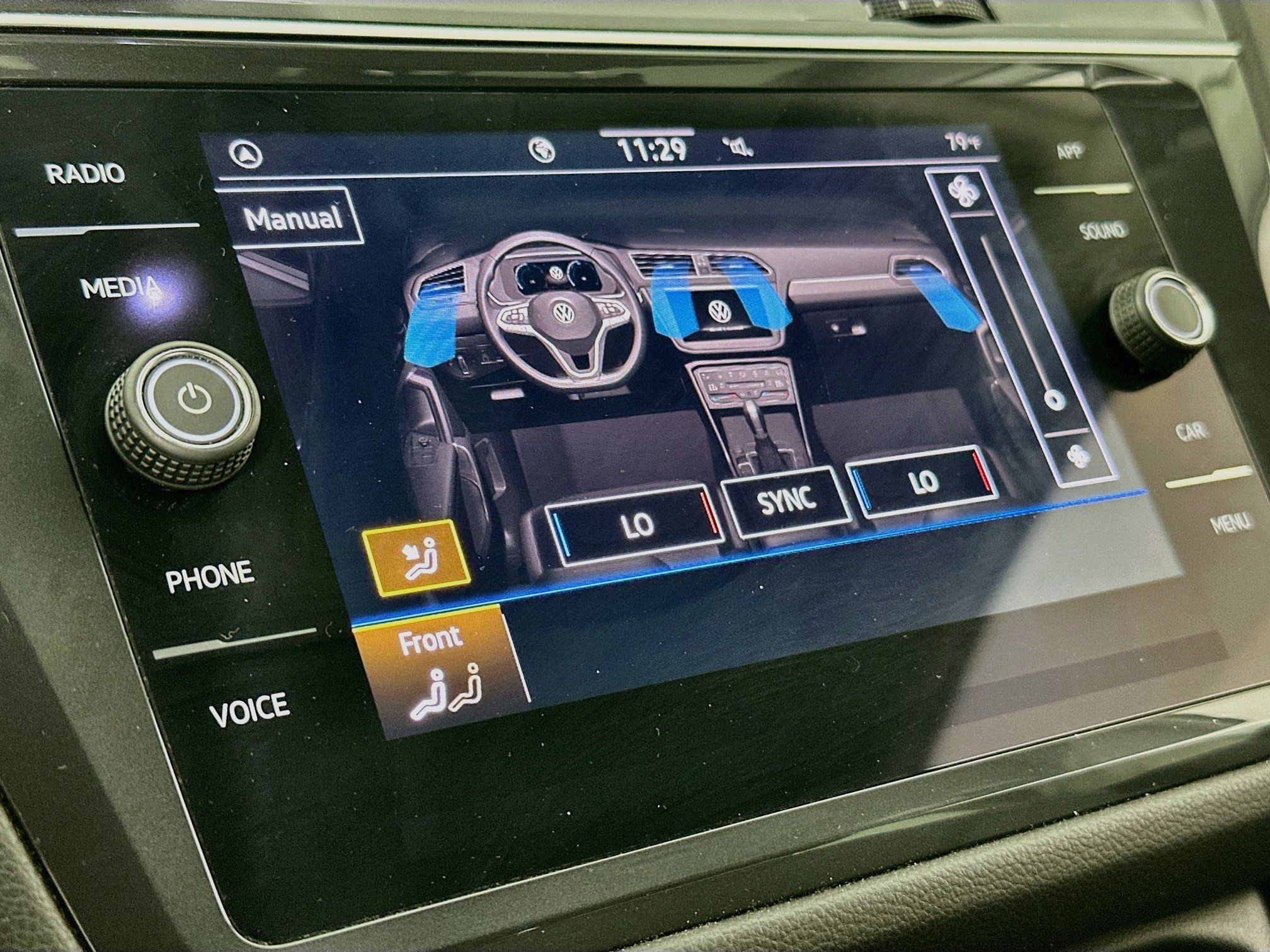 Used 2022 Volkswagen Tiguan SE FWD image 15
