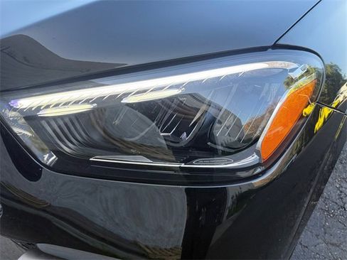 Used 2025 Mercedes-Benz GLE 450e GLE 450e image 32