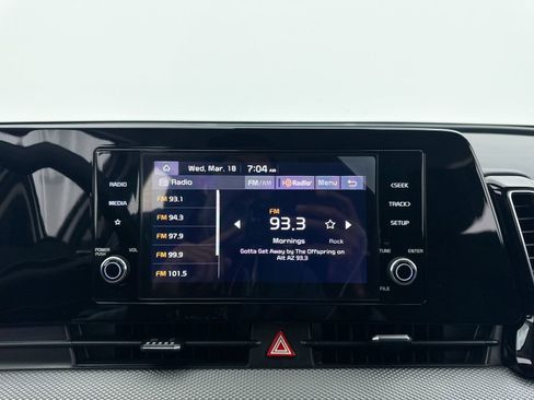 Used 2023 Kia Sportage LX image 4