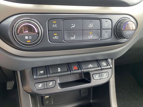 Used 2017 Chevrolet Colorado Z71 image 26