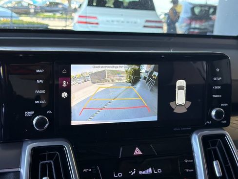 Used 2022 Kia Sorento SX FWD image 21