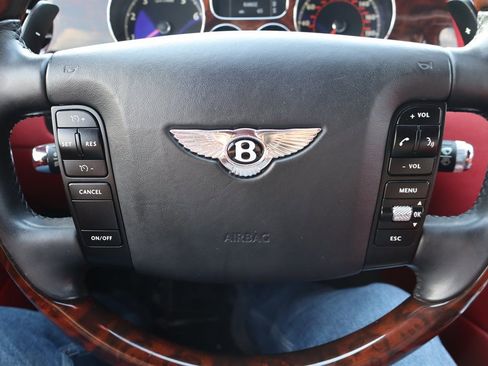 Used 2006 Bentley Flying Spur Flying Spur AWD/4WD image 34