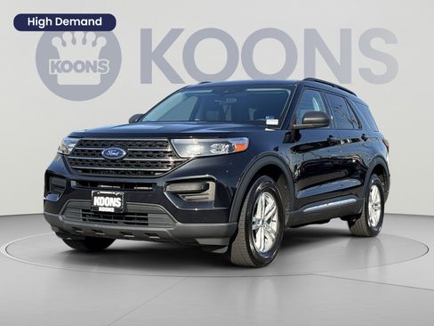 Used 2023 Ford Explorer XLT AWD/4WD image 1