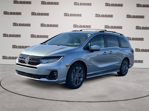 New 2026 Honda Odyssey Touring image 1