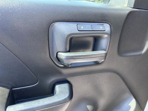 Used 2017 Chevrolet Silverado 1500 W/T w/ Chrome Bumper Package image 15