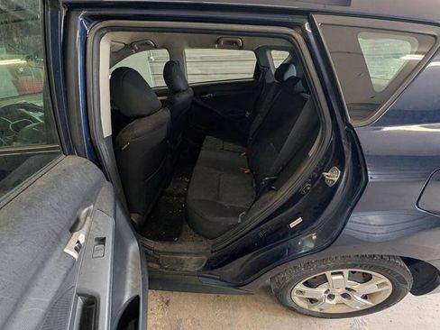 Used 2009 Pontiac Vibe w/ Preferred Package FWD image 18