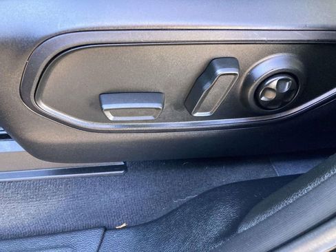 Used 2023 Jeep Grand Cherokee L Limited image 22