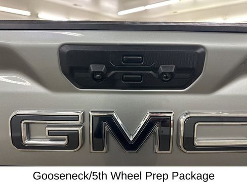 Certified 2024 GMC Sierra 2500 Denali Ultimate AWD/4WD image 20