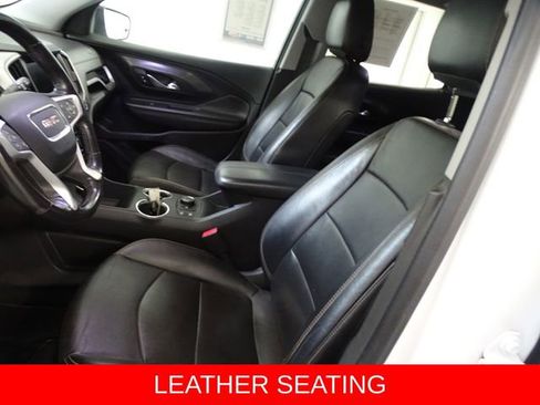 Used 2019 GMC Terrain SLT w/ Preferred Package AWD/4WD image 2