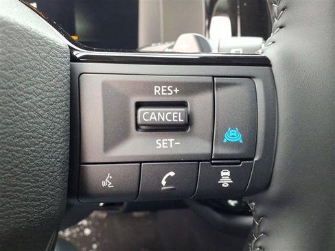 New 2026 Nissan Pathfinder Platinum image 21