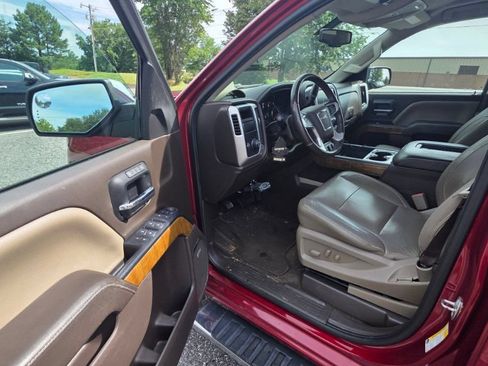 Used 2018 GMC Sierra 1500 SLT w/ SLT Premium Package RWD image 9