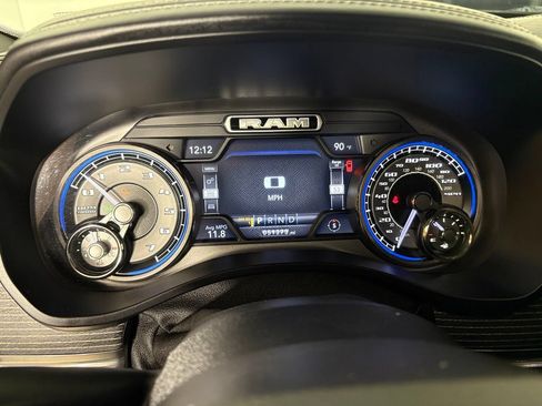 Used 2020 RAM 1500 Limited w/ Black Appearance Package AWD/4WD image 23