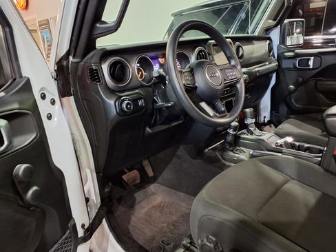 Used 2023 Jeep Wrangler Sport image 15