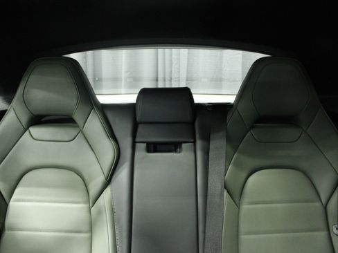 Used 2025 Porsche Panamera 4 image 37