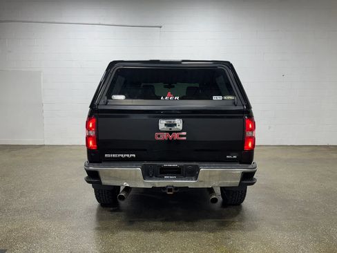 Used 2015 GMC Sierra 1500 SLE w/ SLE Value Package AWD/4WD image 4