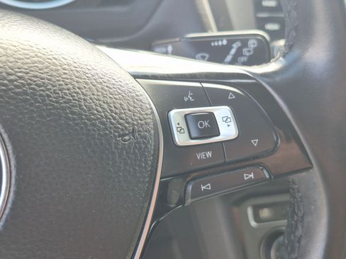 Used 2019 Volkswagen Tiguan SE w/ Panoramic Sunroof Package AWD/4WD image 19