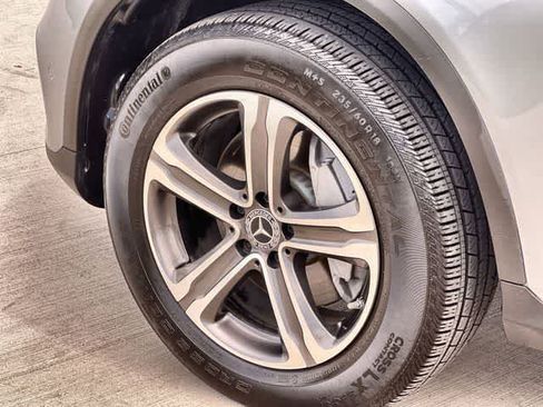 Used 2022 Mercedes-Benz GLC 300 4MATIC image 9