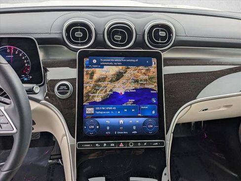 Certified 2025 Mercedes-Benz GLC 350e 4MATIC image 26