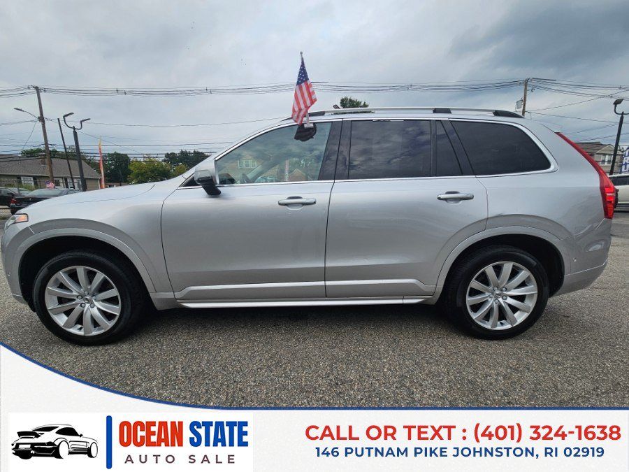 Used 2018 Volvo XC90 T5 Momentum w/ Convenience Package AWD/4WD image 2