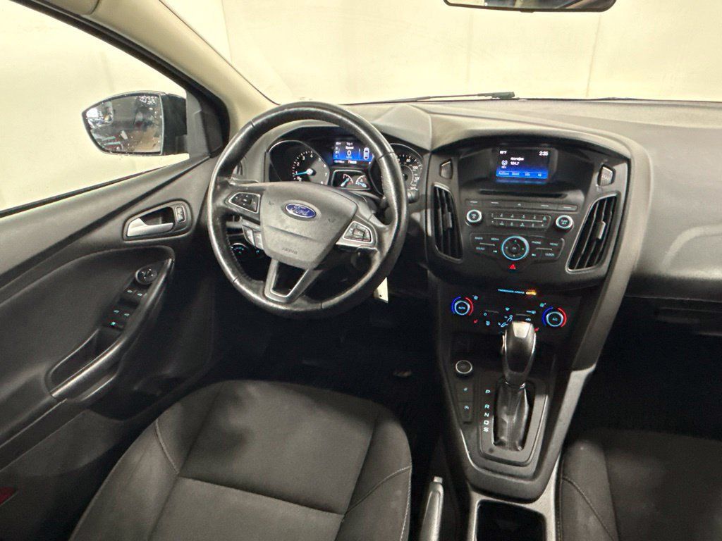 Used 2016 Ford Focus SE FWD image 18