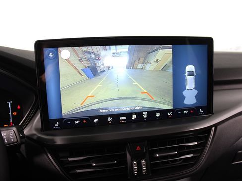 Used 2024 Ford Escape SE FWD image 14