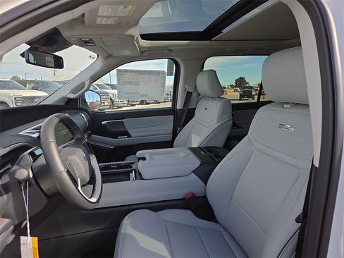 New 2025 Ford Expedition Max Platinum w/ Platinum Ultimate Package image 22