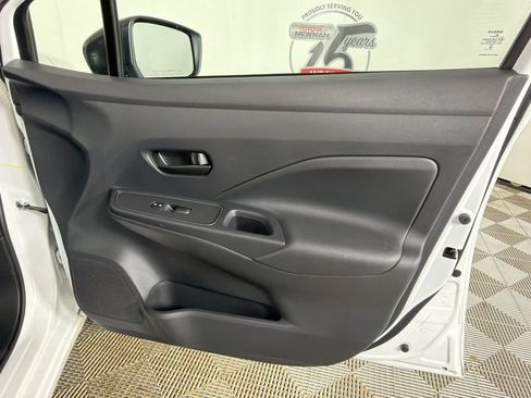 Used 2024 Nissan Versa S FWD image 14