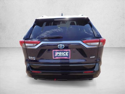 Used 2024 Toyota RAV4 XSE AWD/4WD image 3