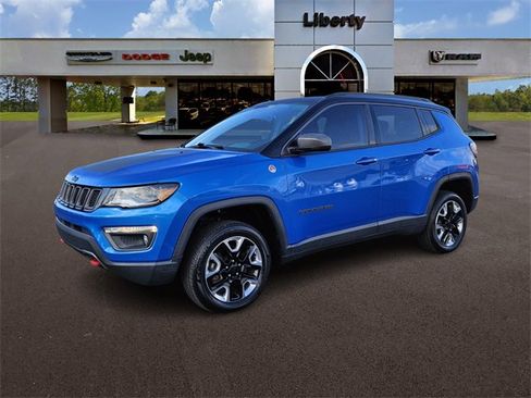 Used 2018 Jeep Compass Trailhawk w/ Leather Interior Group image 2