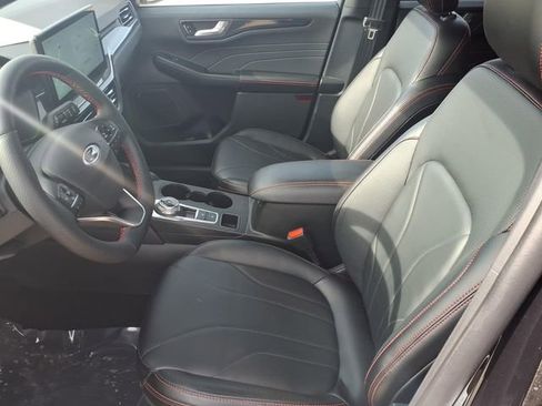 Used 2025 Ford Escape ST-Line Elite w/ Premium Technology Package image 39