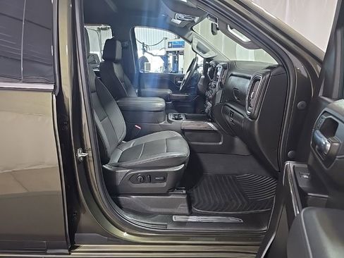 Certified 2023 Chevrolet Silverado 2500 LTZ w/ LTZ Plus Package AWD/4WD image 9