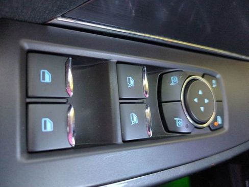 Used 2023 Ford F150 Lariat w/ Equipment Group 502A High image 26