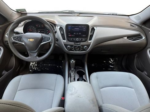 Used 2020 Chevrolet Malibu LS image 13