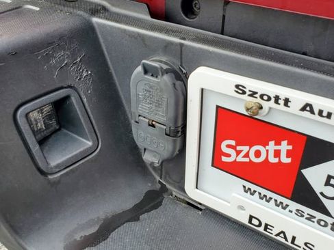 Used 2017 Ford F250 Platinum w/ Platinum Ultimate Package image 8