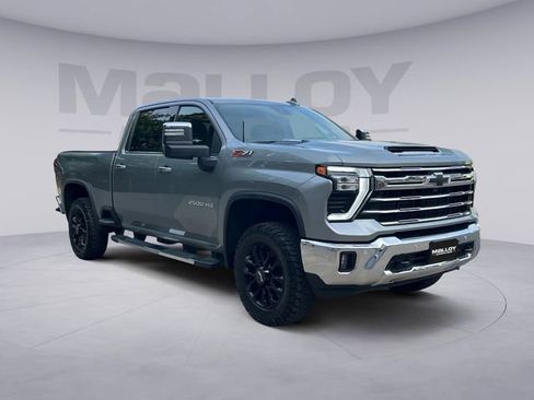 Used 2024 Chevrolet Silverado 2500 LTZ w/ LTZ Plus Package AWD/4WD image 7